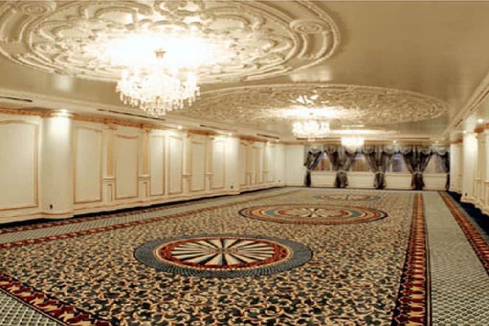 Adriatic Palace Bangkok Exterior photo