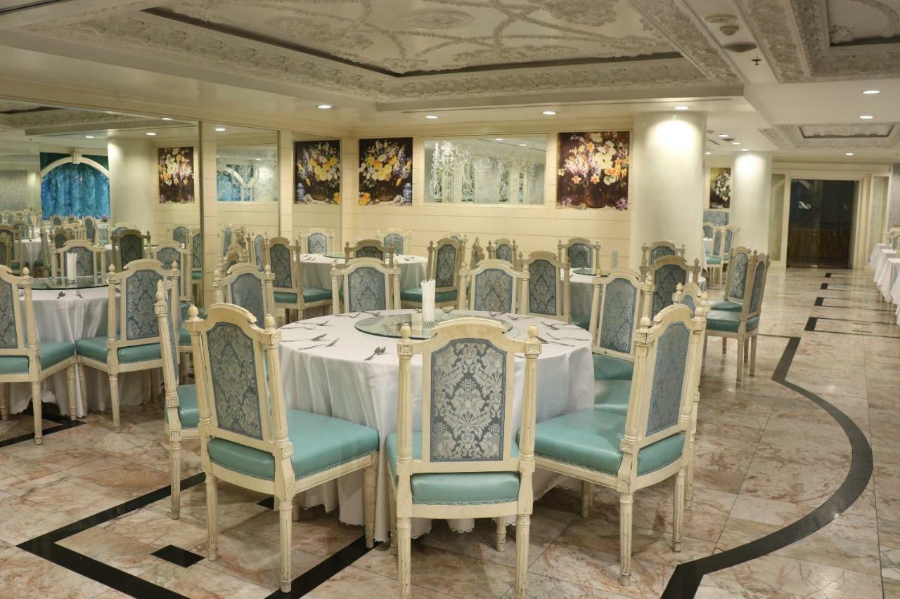Adriatic Palace Bangkok Exterior photo