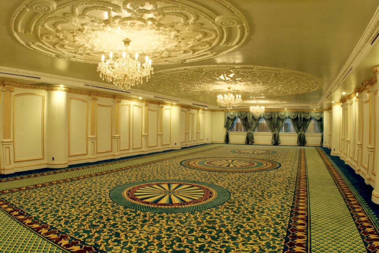 Adriatic Palace Bangkok Exterior photo